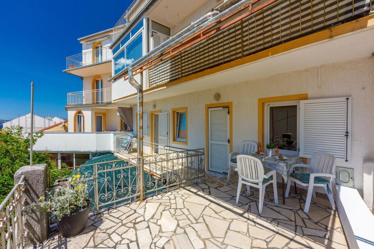Apartments Kalla Crikvenica Buitenkant foto